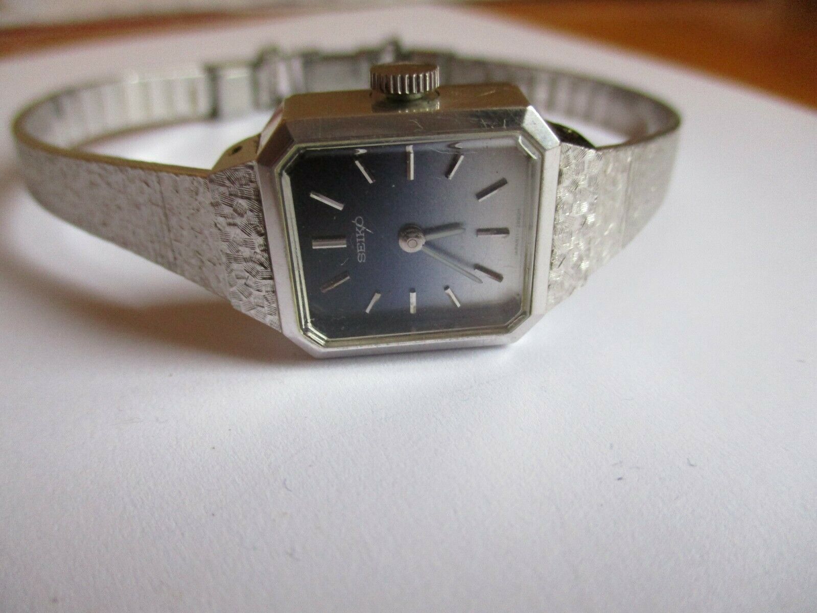 Ladies Vintage Seiko Mechanical Watch 11 3990 17 Jewels White Gold