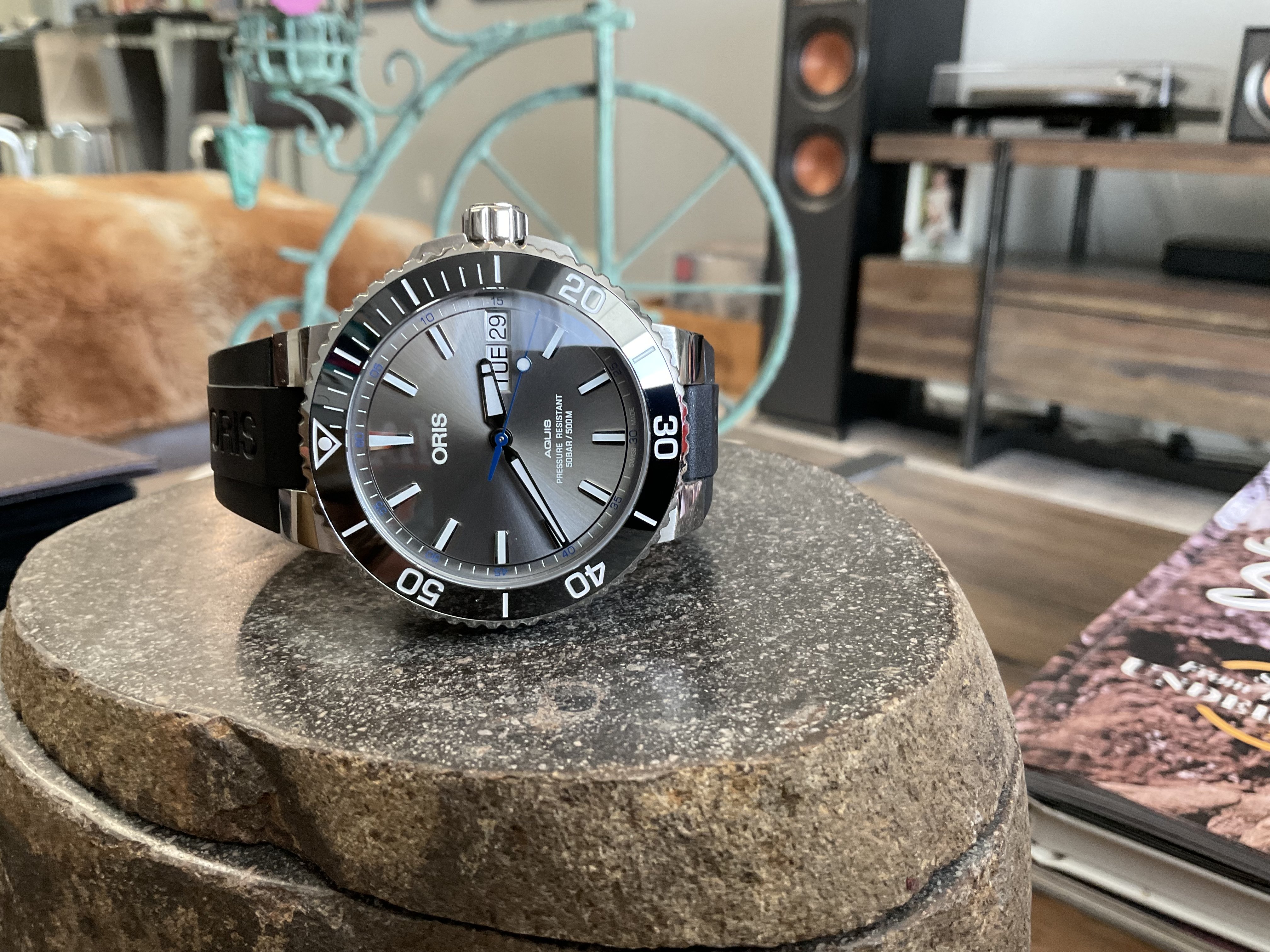 Oris hammerhead hotsell limited edition review