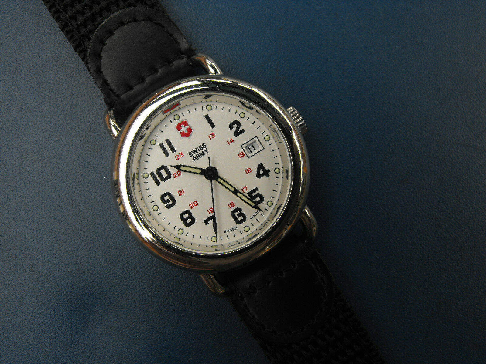 swiss army watch marlboro