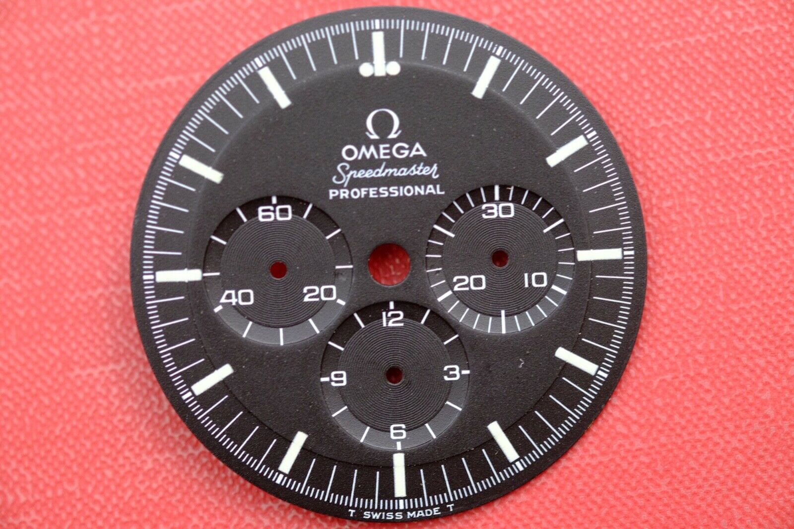 omega speedmaster step dial