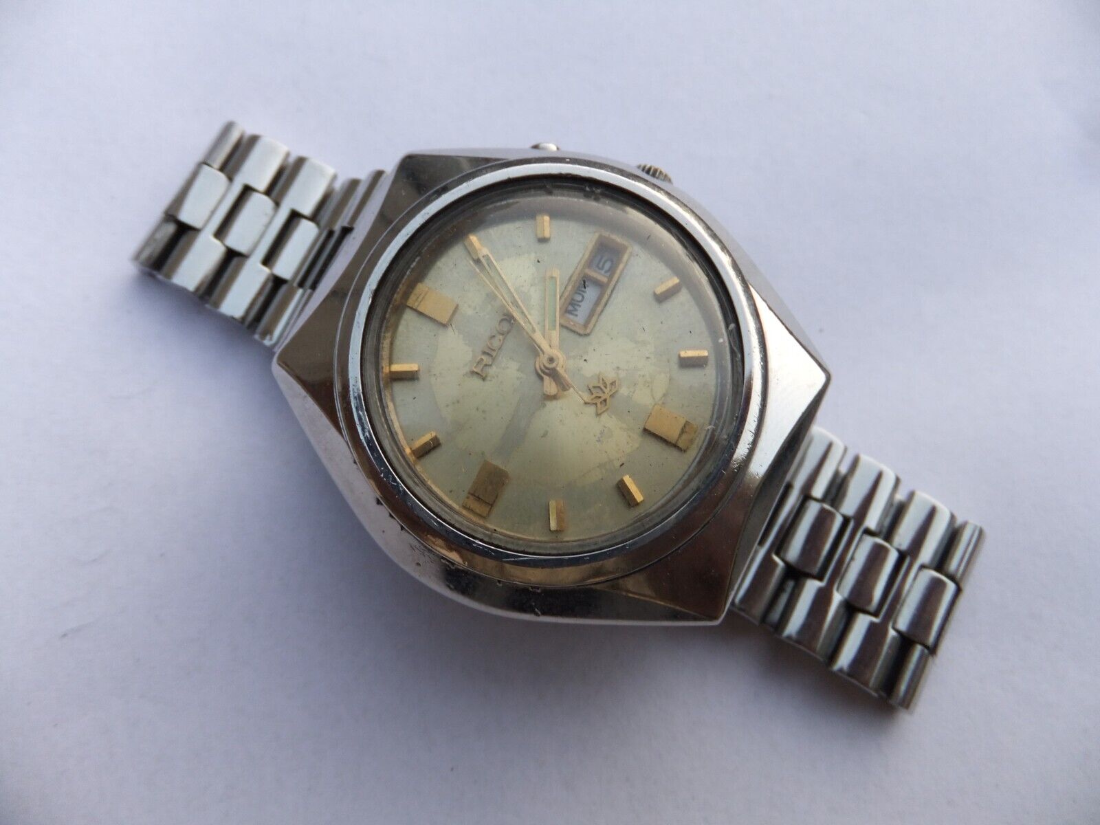 RICOH 061489 Automatic Day-Date 21 Jewels Men's Watch Japan