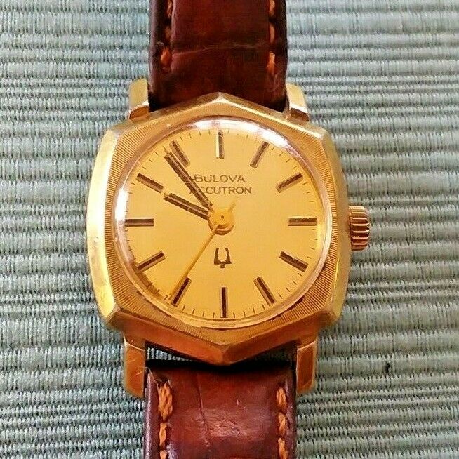 1974 N4 Ladies Bulova Accutron 218 Watch 10K RGP 23 MM Case New