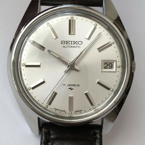Vintage Automatic Seiko 7005-8027 Japan 17 Jewels Mint Condition 555 Serial  No | WatchCharts