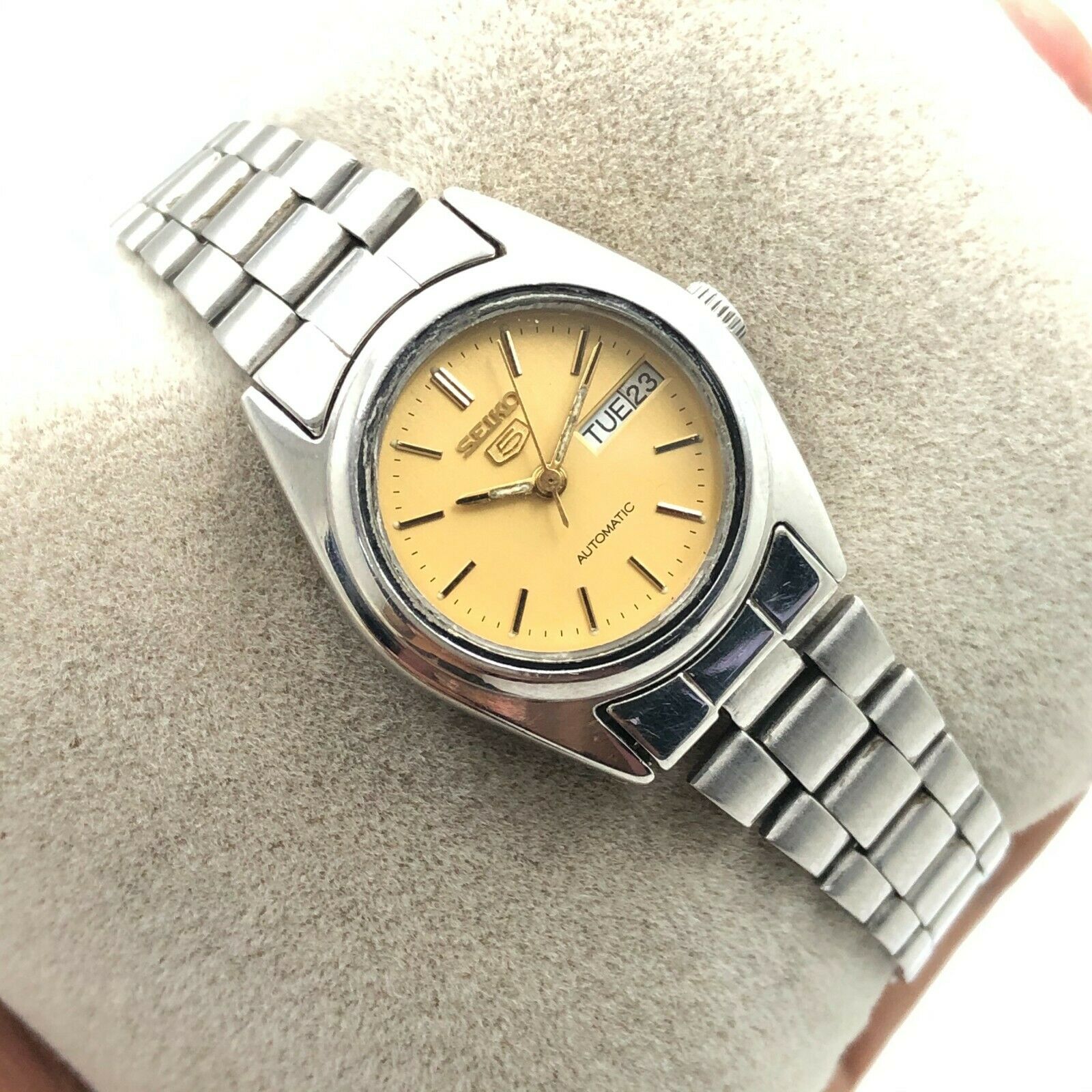 SEIKO セイコー 稼動　4207-0010 セイコー5 Vintage Women's Seiko 5 4207-0010 D/D 24mm Automatic Japan Wrist