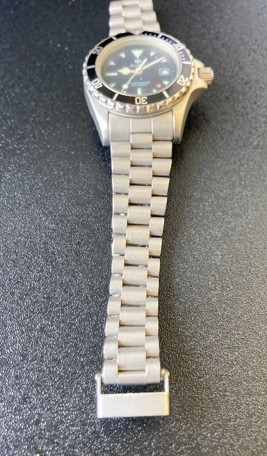 Vintage Zodiac Professional 200 m RED DOT 208.21.05 Ladies