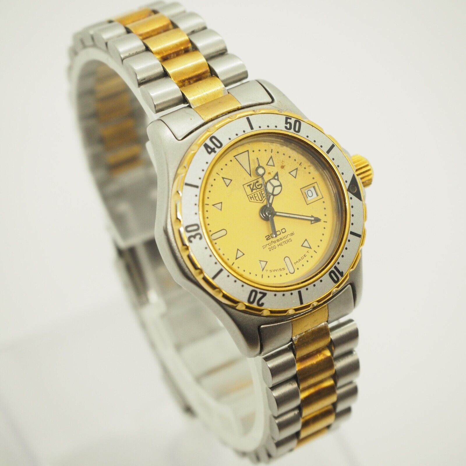 Tag Heuer Professional 2000 974008 Watch Quartz Women Gold Dial