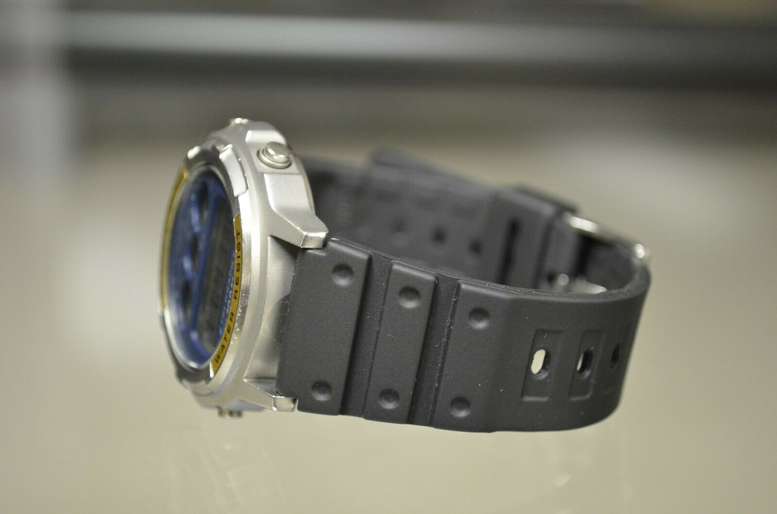 CASIO TGW-100 [827] TRI-GRAPH BLUE/GOLD DIGITAL WATCH RARE MINT