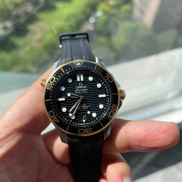 OMEGA SEAMASTER DIVER BLACK GOLD