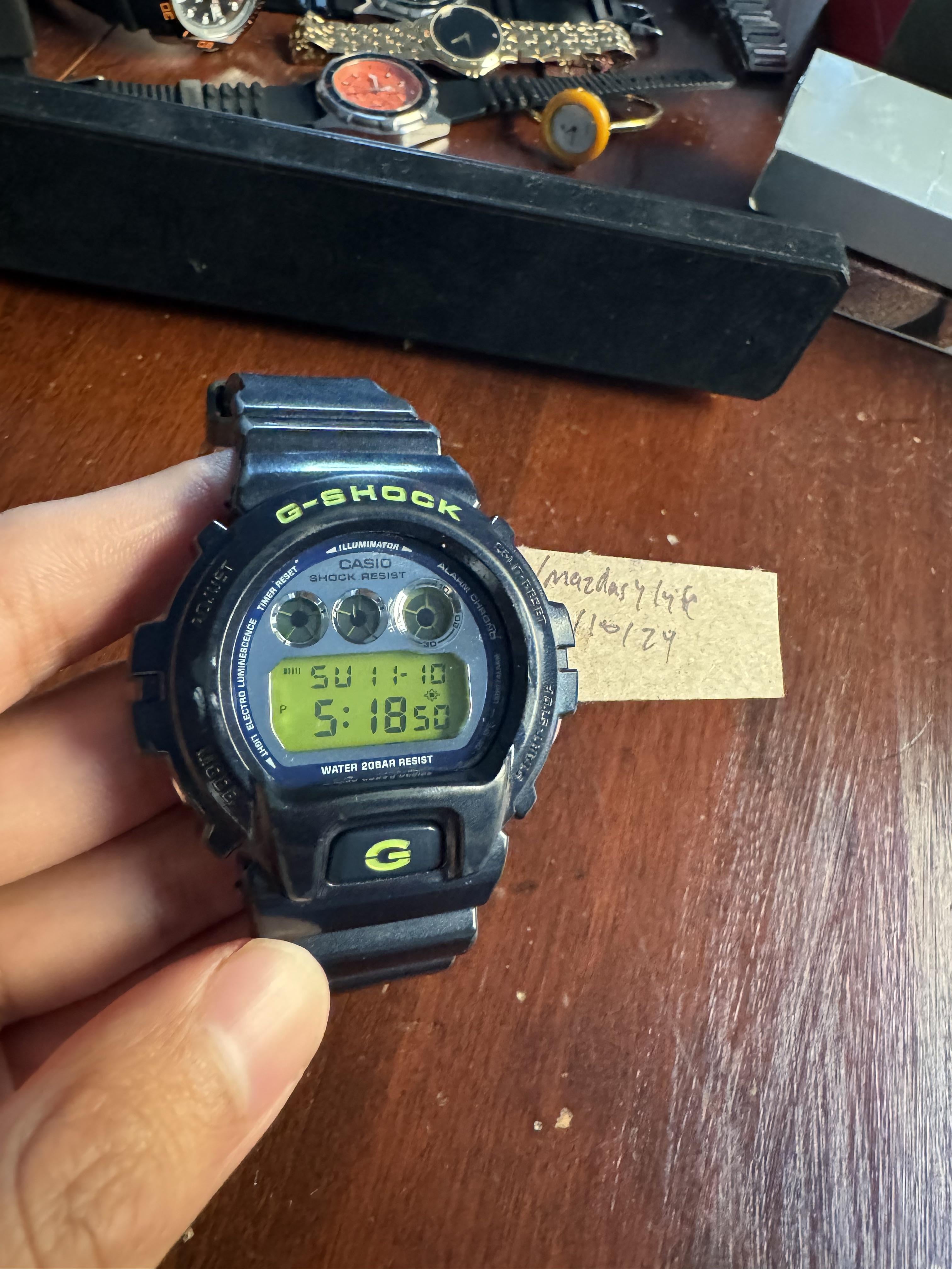 WTS] [repost] Casio G-Shock Watch DW-6900SB 1289 Navy Blue Neon 