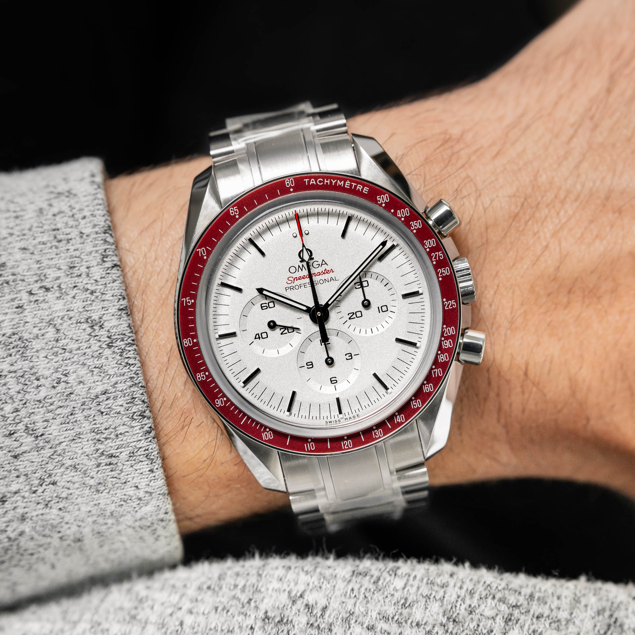 WTS 2019 Omega Speedmaster Tokyo 2020 Red LE ref. 522.30.42.30