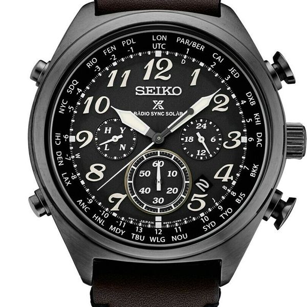 gucci digital watch gold