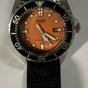 Vintage 1983 SEIKO 2A22-003B Diver 150m Ladies | WatchCharts