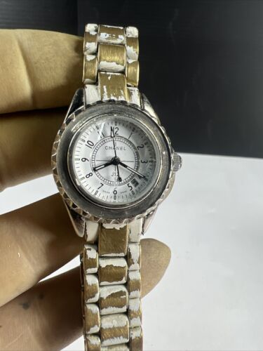 CHANEL PARIS J12 Z.G. 58096 WHITE CERAMIC & STAINLESS LADIES WATCH 