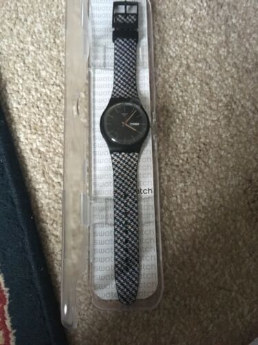 Swatch Warmth Watch suob725 Analogue Silicone Blue, Red, Black, White |  WatchCharts