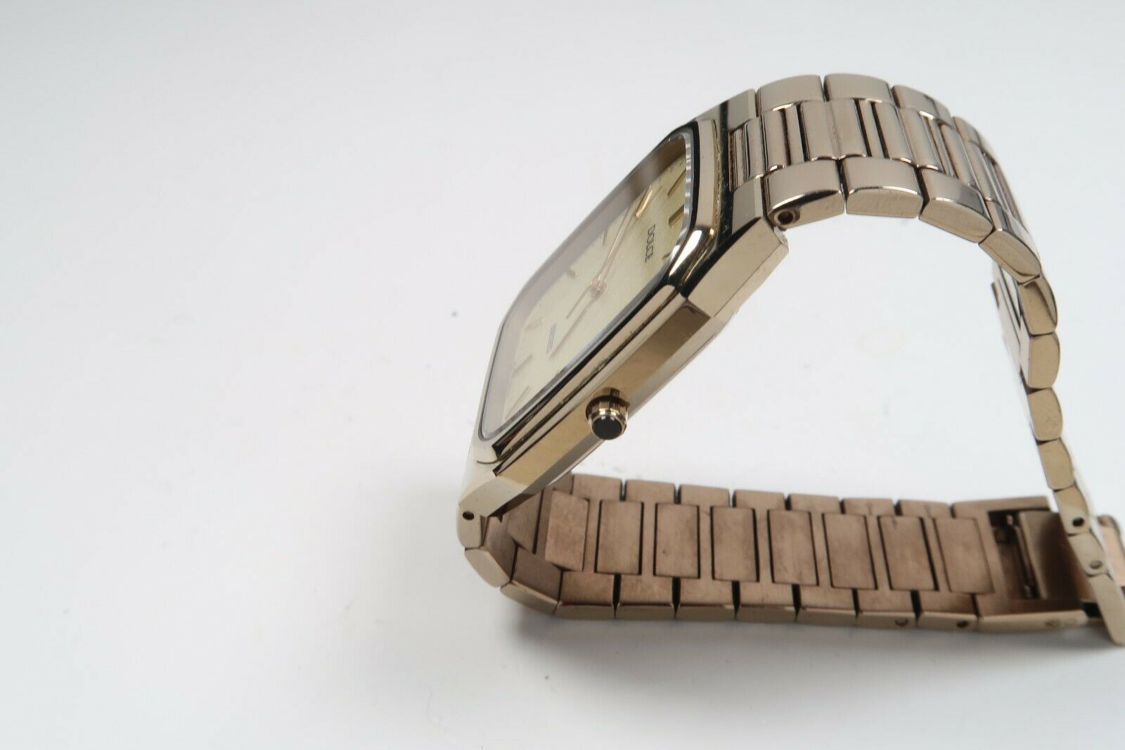 Vintage SEIKO QUARTZ DOLCE 8N41-5140 TUNGSTEN CARBIDE Watch