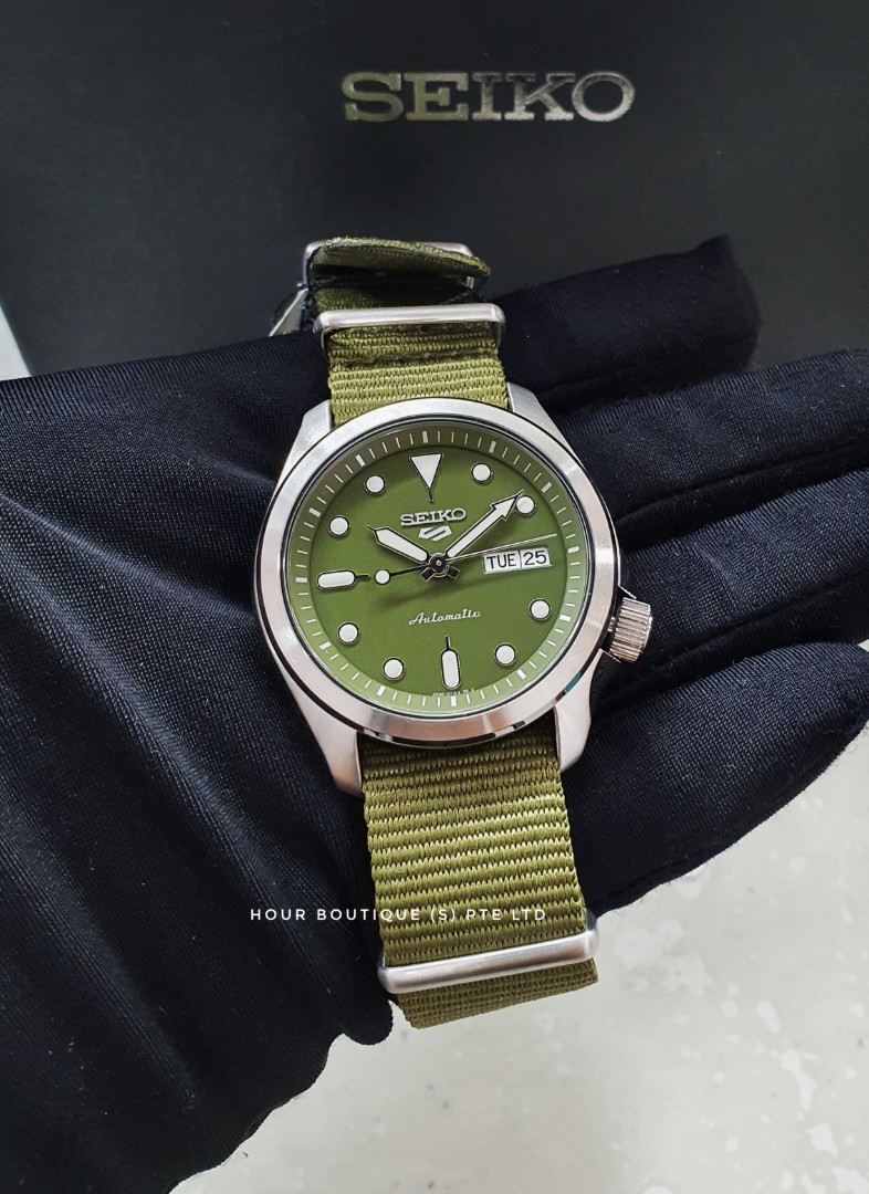 Seiko 5 Superman Logo Military Green Dial Mens Automatic Casual Watch  SRPE65 SRPE65K1 | WatchCharts