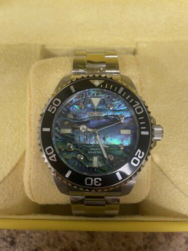 Invicta 32928 online