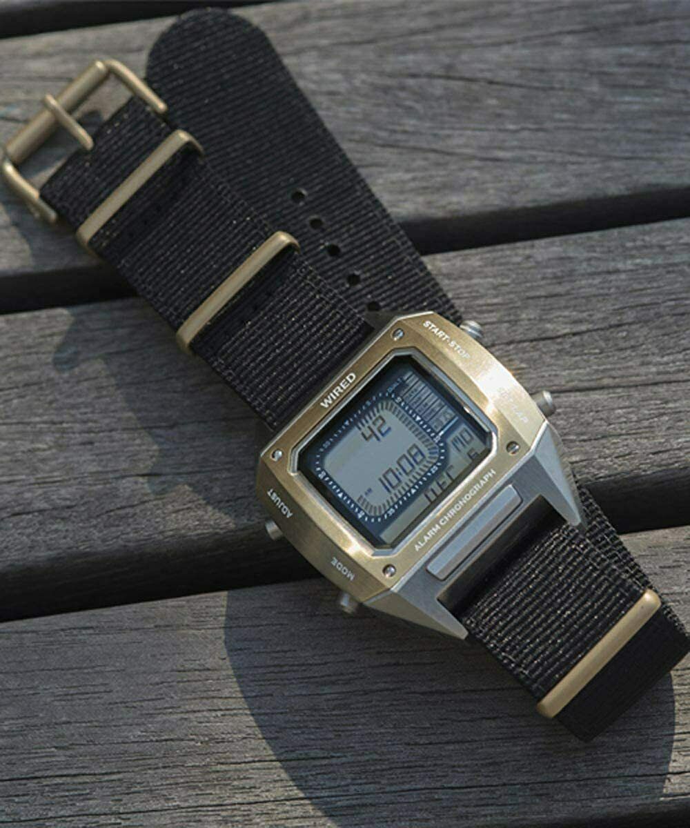 Seiko Wired AGAM702 Silver Solidity Digiborg Digital W865