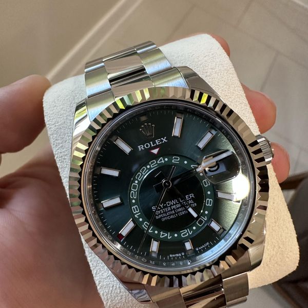 FS: BNIB JULY 2023 Ref 336934 Rolex SkyDweller GREEN Dial on Oyster ...