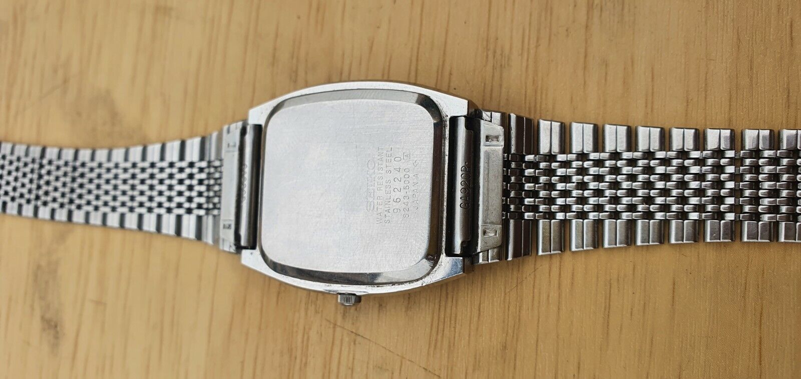 Seiko Lord Quartz 8243-5000 Day-Date Blue Dial Vintage Men's Watch