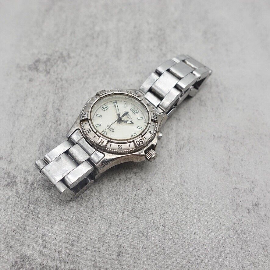 Fossil DRT Watch Womens Silver Tone Round Dial Water Resistant NEW BATTERY WatchCharts Marketplace