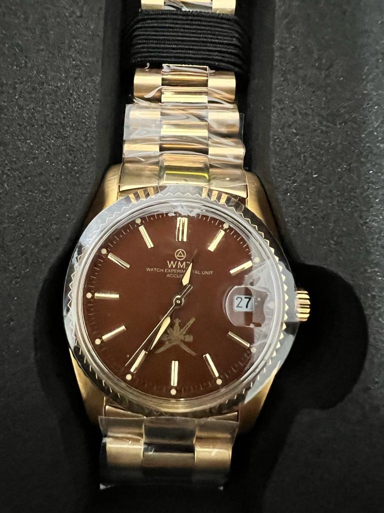 540 + Shipping] FSOT: BNIB WMT Cabochon Gold (Oman Edition