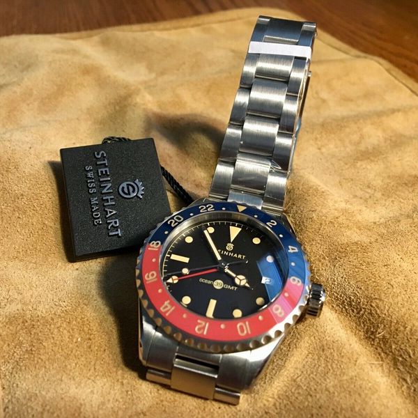 Steinhart Ocean 39 Vintage GMT Premium Blue/Red Ceramic - NEW