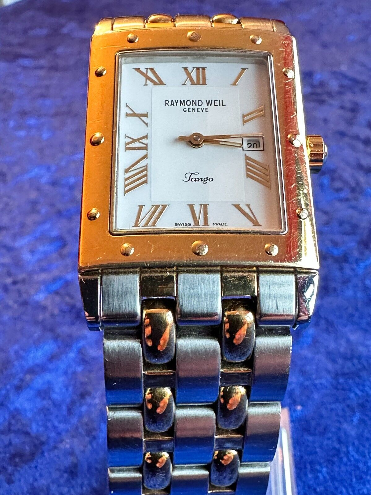 LOVELY 18K GOLD SILVER BI METAL RAYMOND WEIL 5380 TANGO TANK WATCH