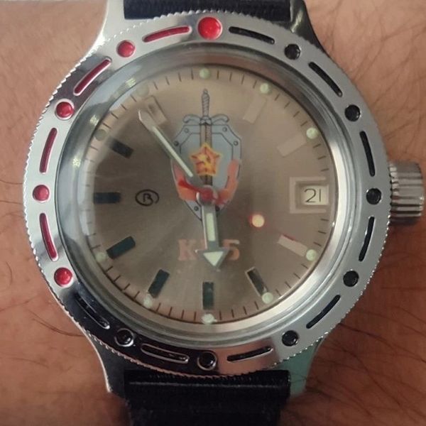 OROLOGIO VINTAGE SOVIETICO VOSTOK AMPHIBIA 2209 barile 200 M militare
