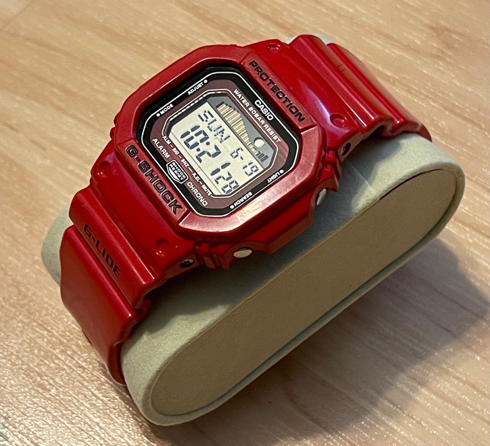 WTS] Casio G-Shock GLX-5600-4 Tide Graph Red Digital Watch