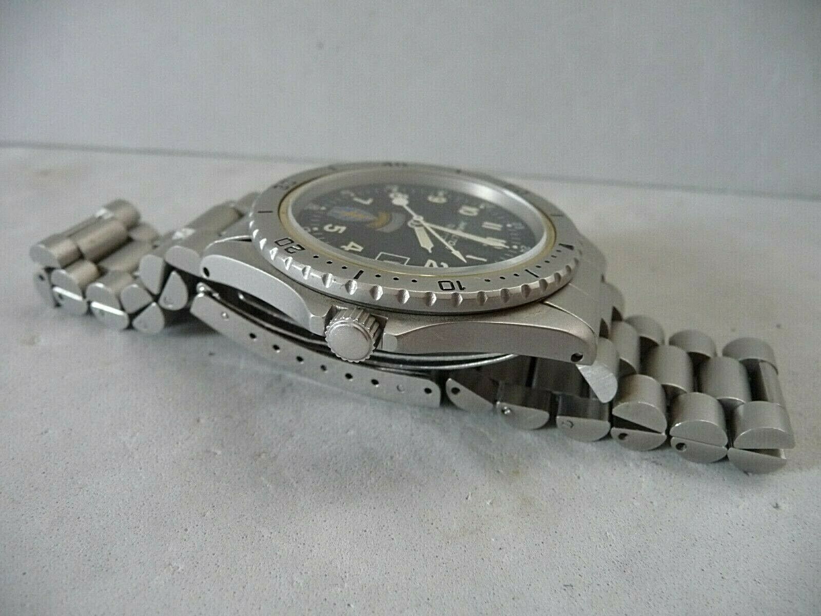 Men's vintage Hamilton Khaki quartz diver watch Special