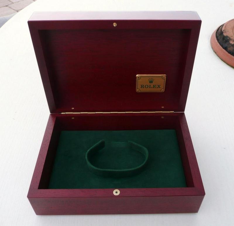 FS: Beautiful Vintage Rolex Mahogany Box...69.00.09 | WatchCharts