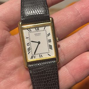 b7db5f0c-d288-4c1f-a19c-