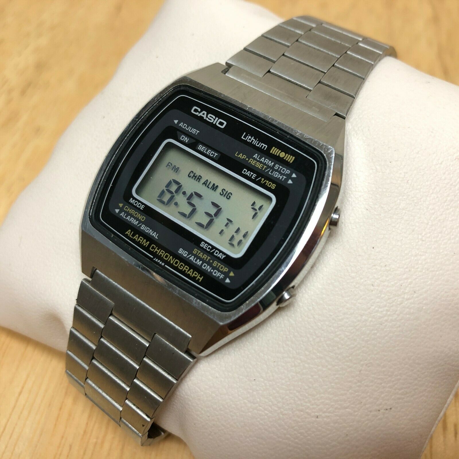Vintage Casio Japan S007 Mod 108 Men Digital Alarm Chrono Watch