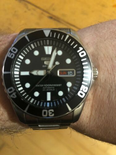 seiko 5 sports automatic 23 jewels snzf17