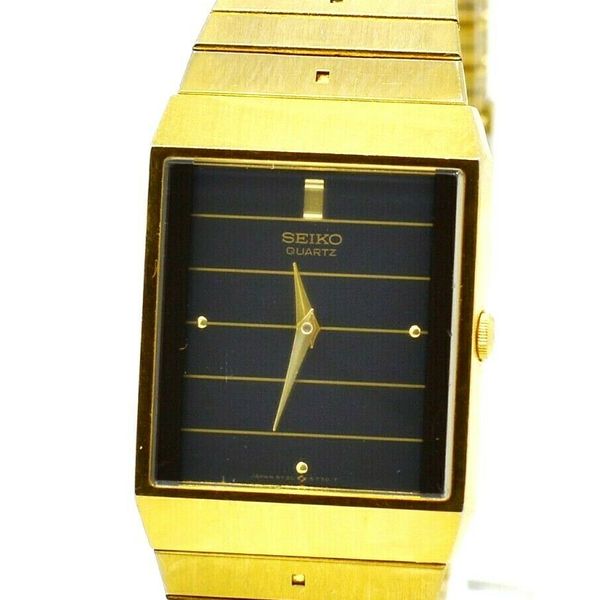 SEIKO MEN'S GOLD TONE RECTANGULAR CASE WATCH WITH BLACK DIAL 5Y305349