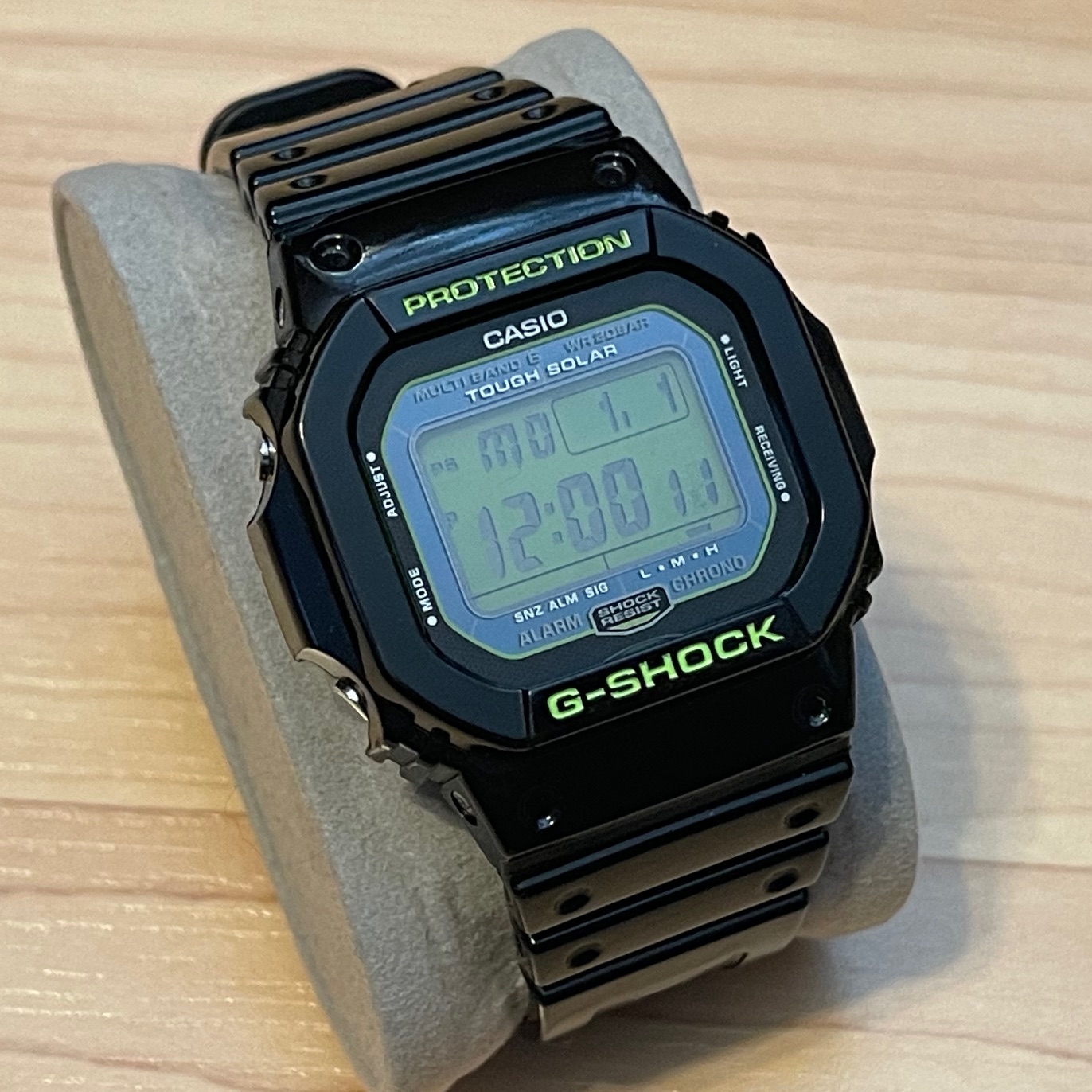 【CASIO G-SHOCK】GW-M5610B ブラック グリーン CASIO G-SHOCK GW-M5610B 電波ソーラー ブラック×グリーン - メルカリ