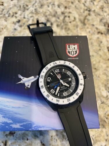 Luminox space outlet