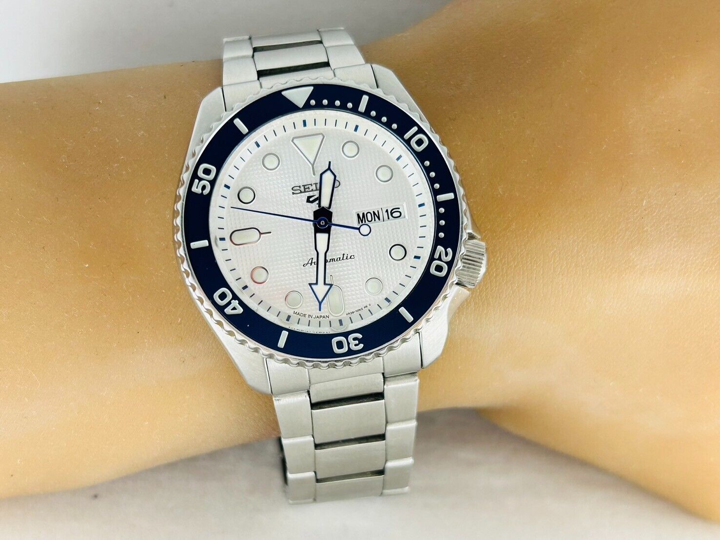 Seiko 5 Sports 4R36-11H0 SBSA109 140th Anniversary Mens Watch