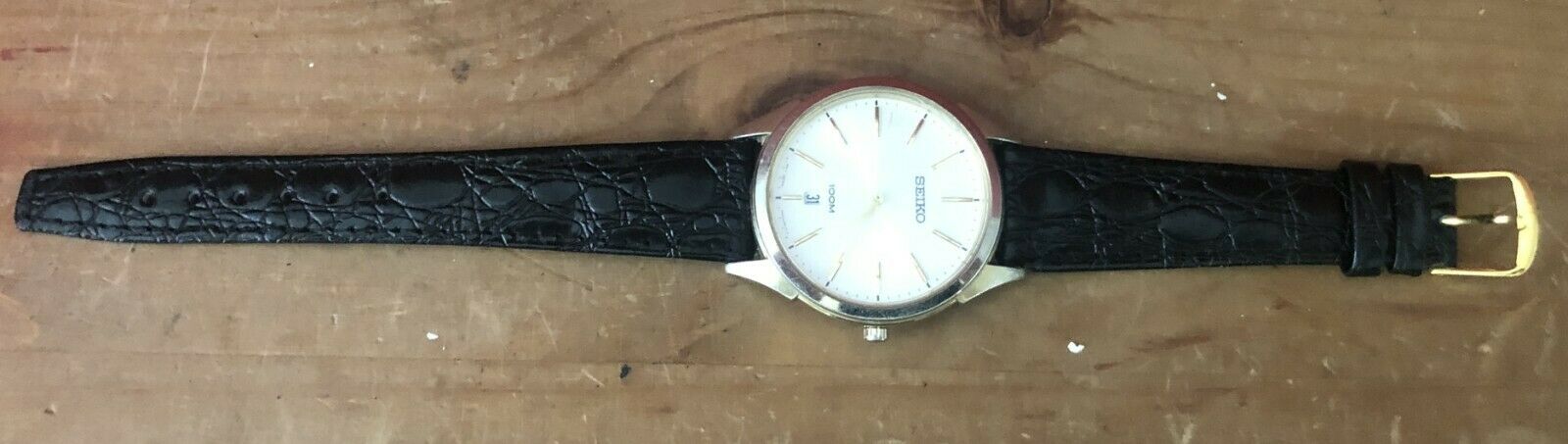 Vintage Seiko Quartz 7N42 0FR0 For Repair WatchCharts