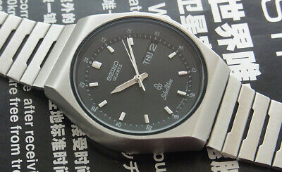 NICE VINTAGE SEIKO SILVER WAVE 8229-6030 QUARTZ DIVER JAPAN WATCH