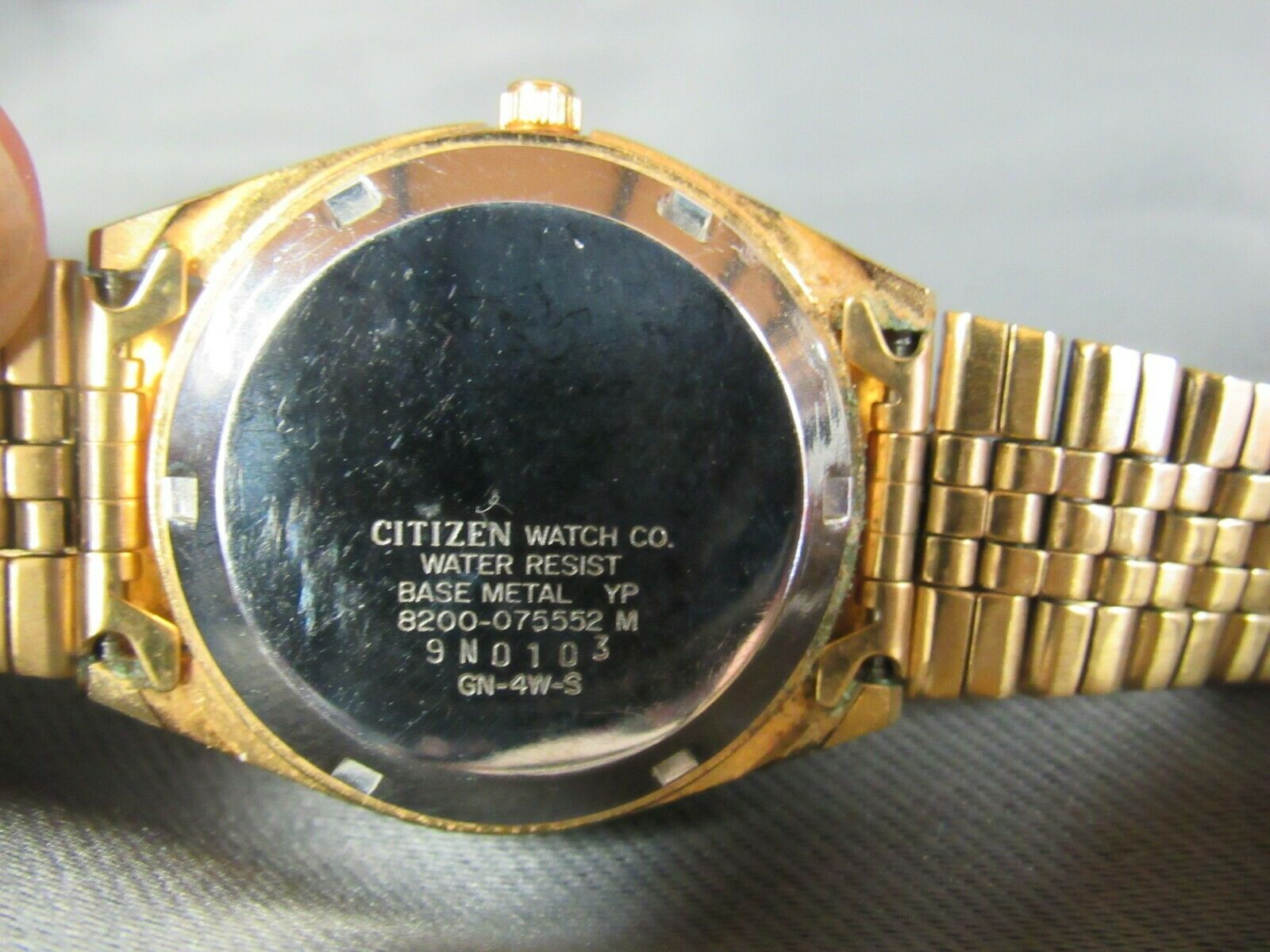 Citizen watch 8200 price hot sale