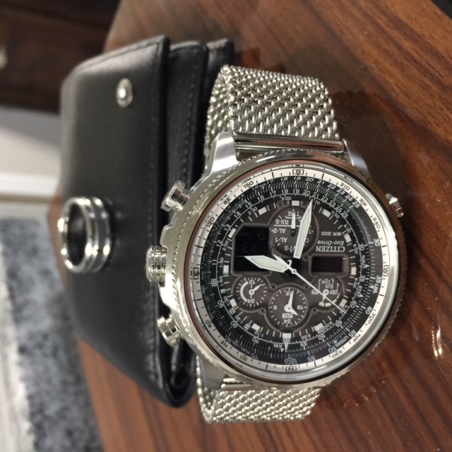 FS: Citizen Eco-Drive Men's JY8030-83E Navihawk A-T - Mesh Band