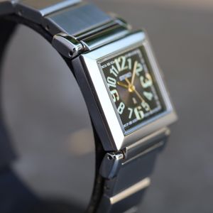 LOVELY VINTAGE 1978 SEIKO LORD QUARTZ WATCH - 7853-5010 KANJI