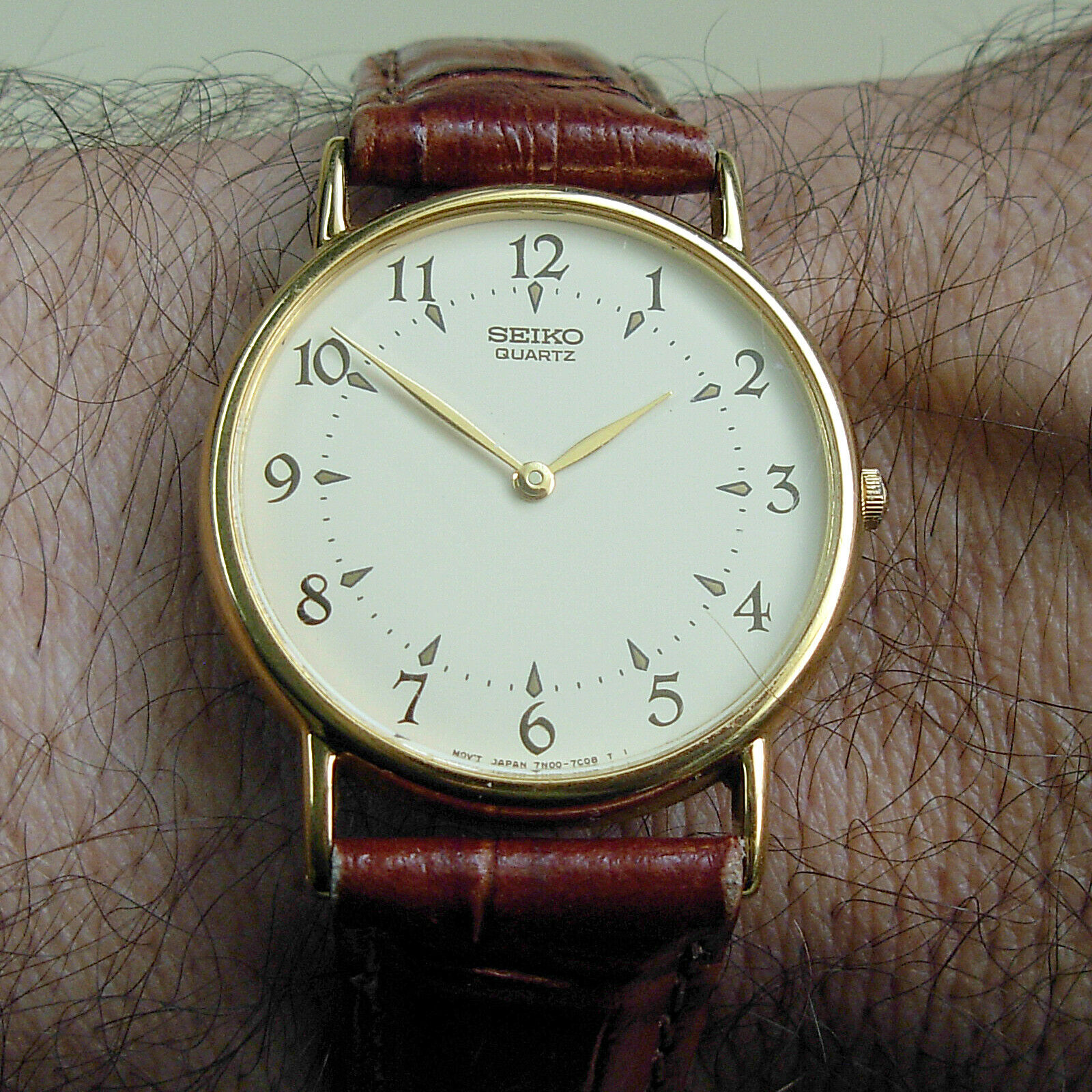 Nice Seiko Men's Thin Dress Watch - 7N00-7A49 | WatchCharts