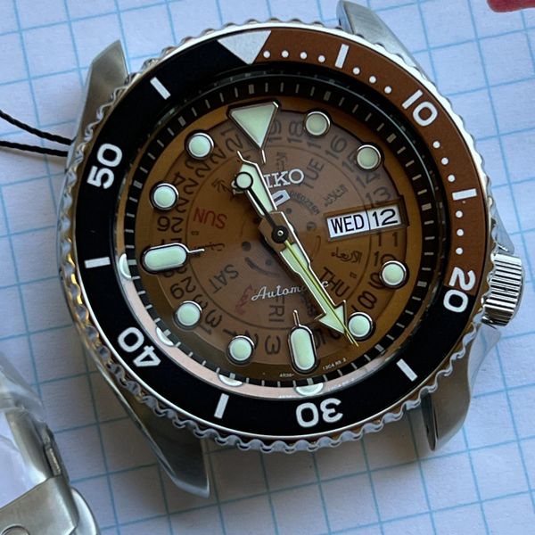 [WTS] Seiko 5 Sports SRPJ47 w/ translucent dial | WatchCharts Marketplace