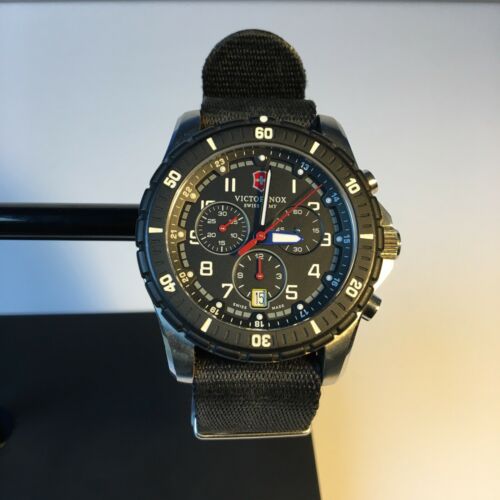 Mens Victorinox Swiss Army Maverick Sport Chronograph Watch Mens Victorinox Swiss Army Maverick Sport Chronograph Watch