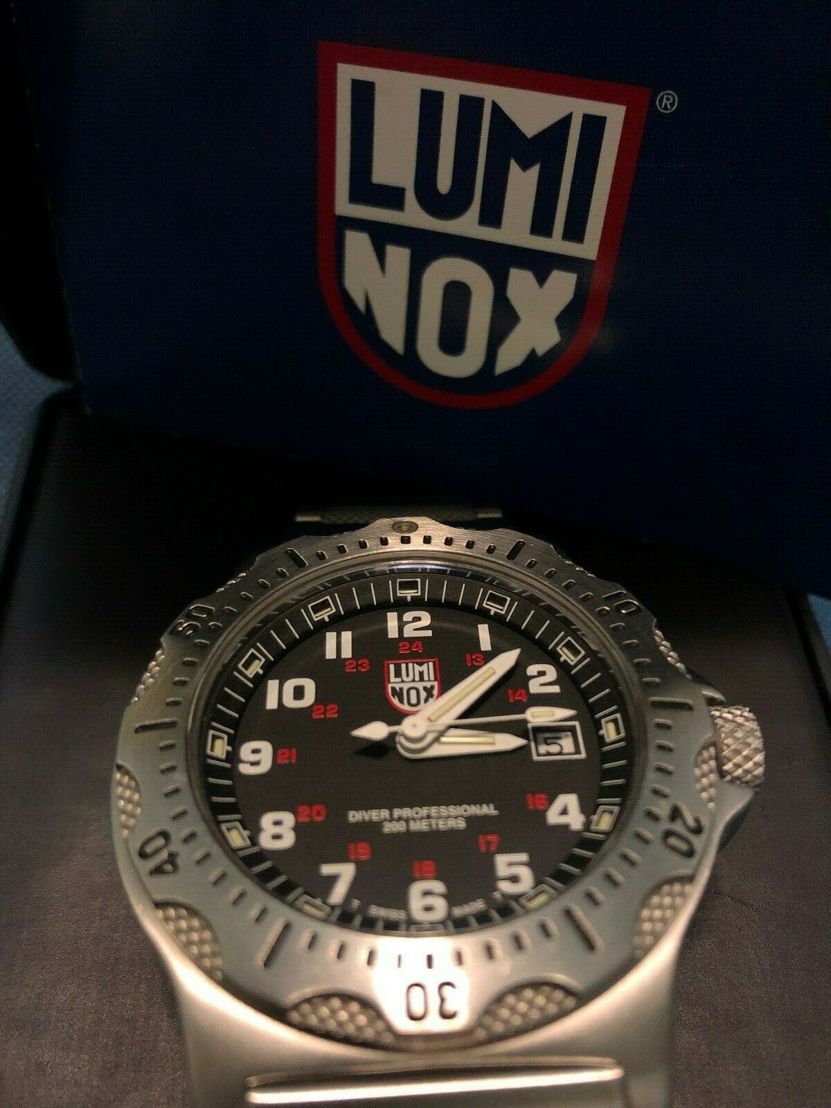 Luminox 8002 best sale