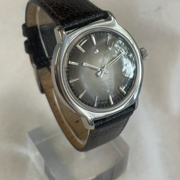 1970s Enicar Ocean Pearl Automatic New Old Stock NOS Ref. 165.39.18