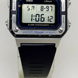Rare casio W770 W-770 watch module .548 made in Japan WR 100m
